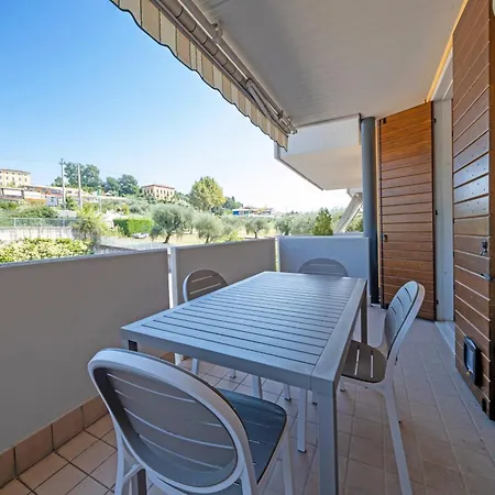 Apartmentsgarda - D'oro 公寓